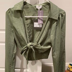 Green tie top size M